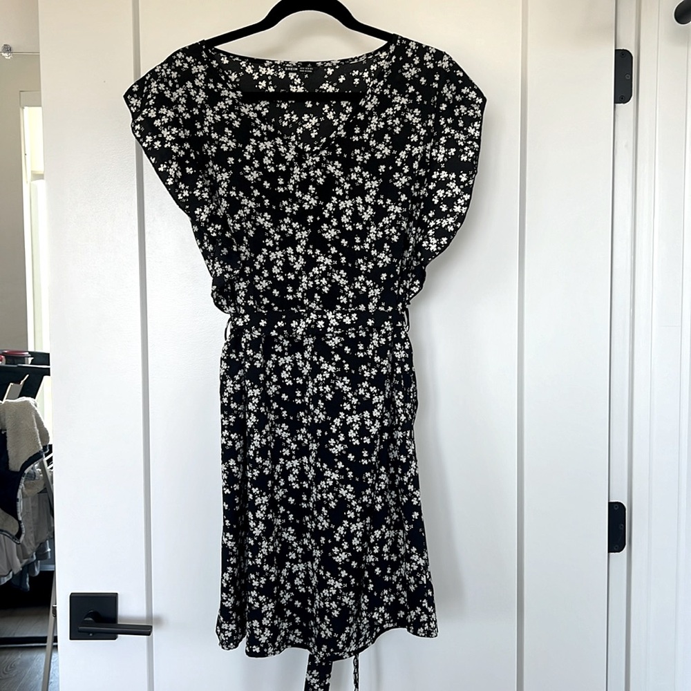 Women’s Dress - never worn.